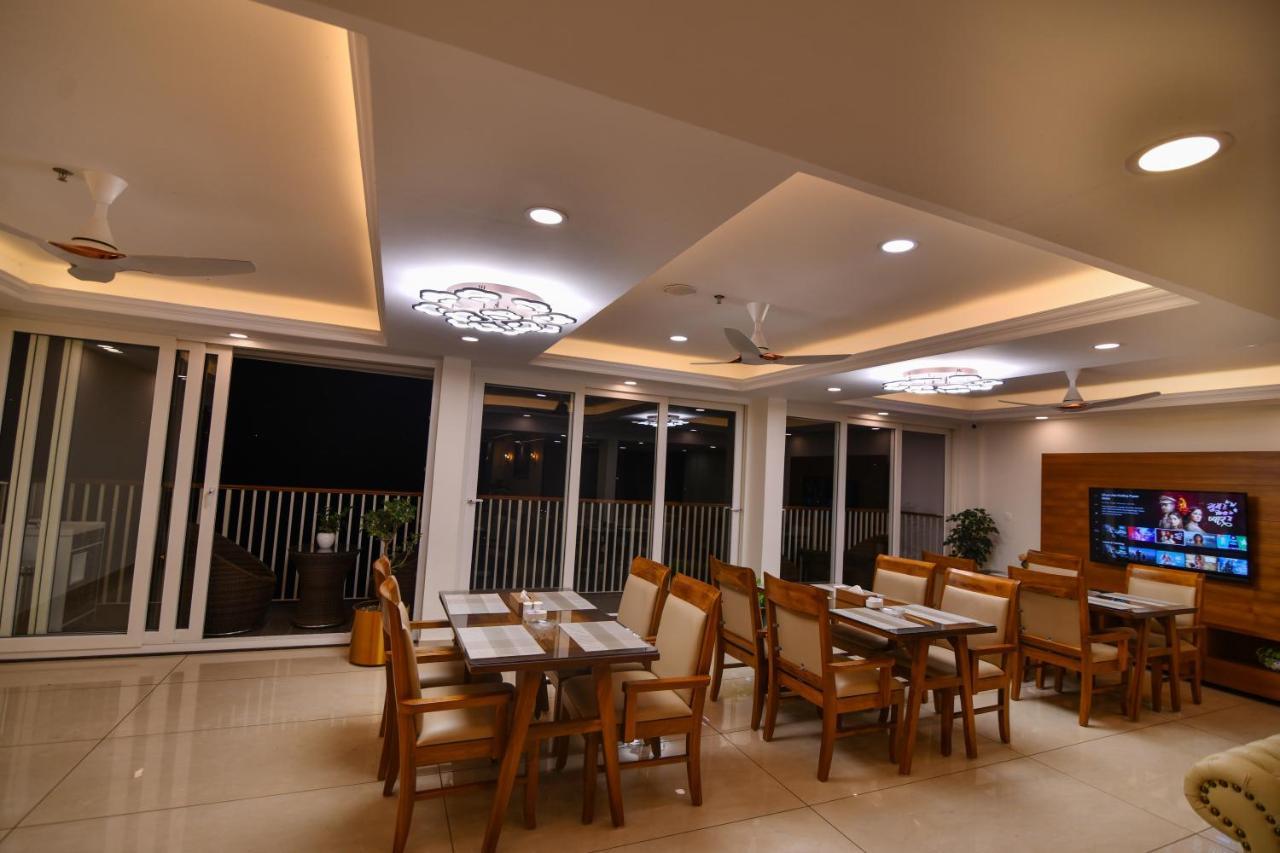 British County Resorts Anachal Bagian luar foto